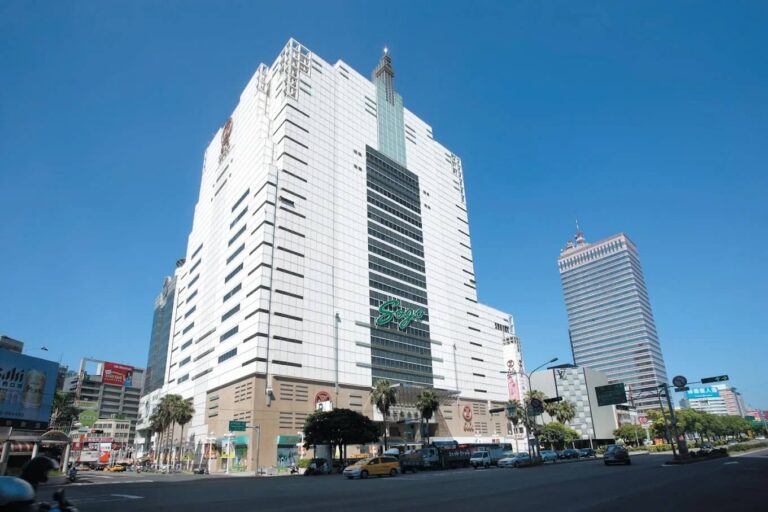 Read more about the article 台中SOGO美食全攻略：百貨內外必吃餐廳推薦與宵夜小吃指南