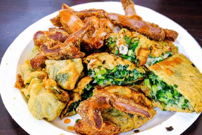 Read more about the article 台中向上路美食推薦｜從傳統小吃到創意料理，一次滿足你的味蕾