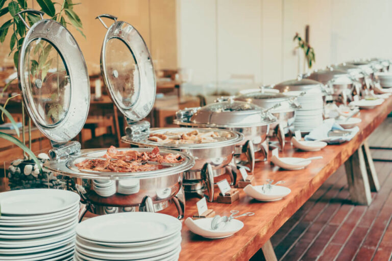 Read more about the article 台中自助餐推薦｜10 家平價到高檔 Buffet 自助餐全攻略 